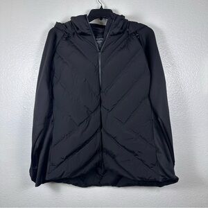 Athleta Women's Black Puffer Jacket‎